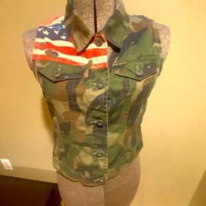 Soho Babe vest. Size M